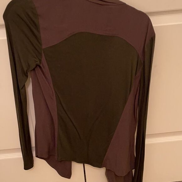 Aritzia Green Zip Cardigan small - Picture 2 of 2